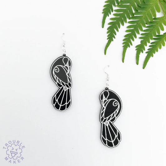 Trouble Maker Manu Whakakai Black